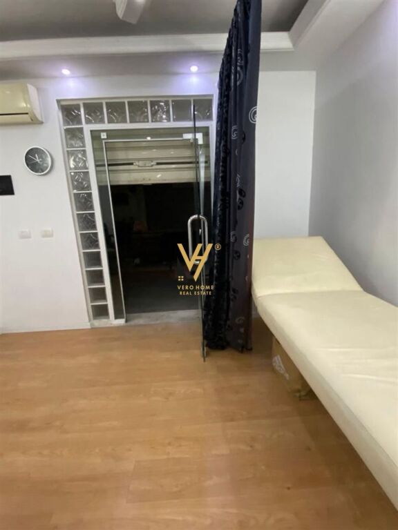 NEGOZIO IN AFFITTO 20 M2 A ALI DEM 350 EURO