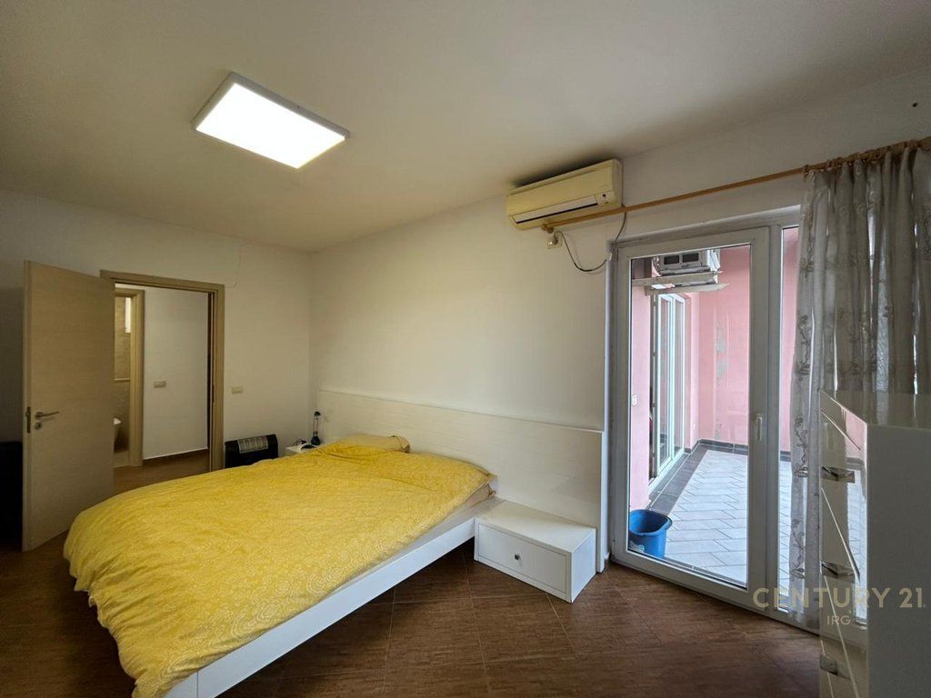 FOR SALE APARTMENT 2+1+2 NEAR THE CHIMNEY