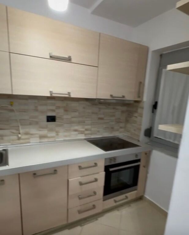 Apartament 2+1 me qira prane Pediatrise!