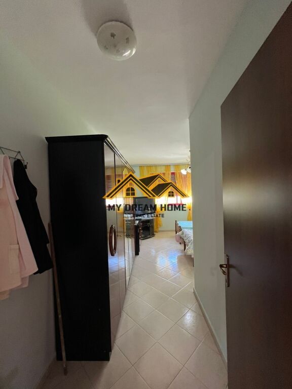 SHITET APARTAMENT 3+1+2T+2BALLKONE ME PAMJE DETI NE VOLLGA!