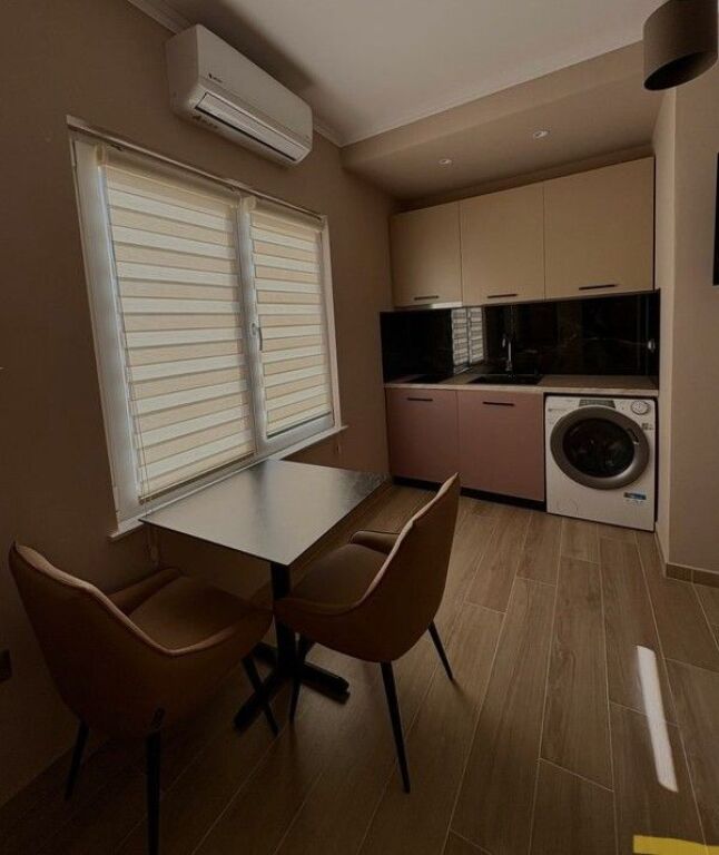 Shiten, 2 Studio Apartament-e, Rruga Him Kolli, Myslym Shyri
