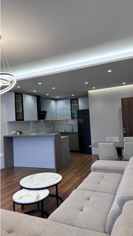 Qera, Apartament 2+1+2, Farmacia 10