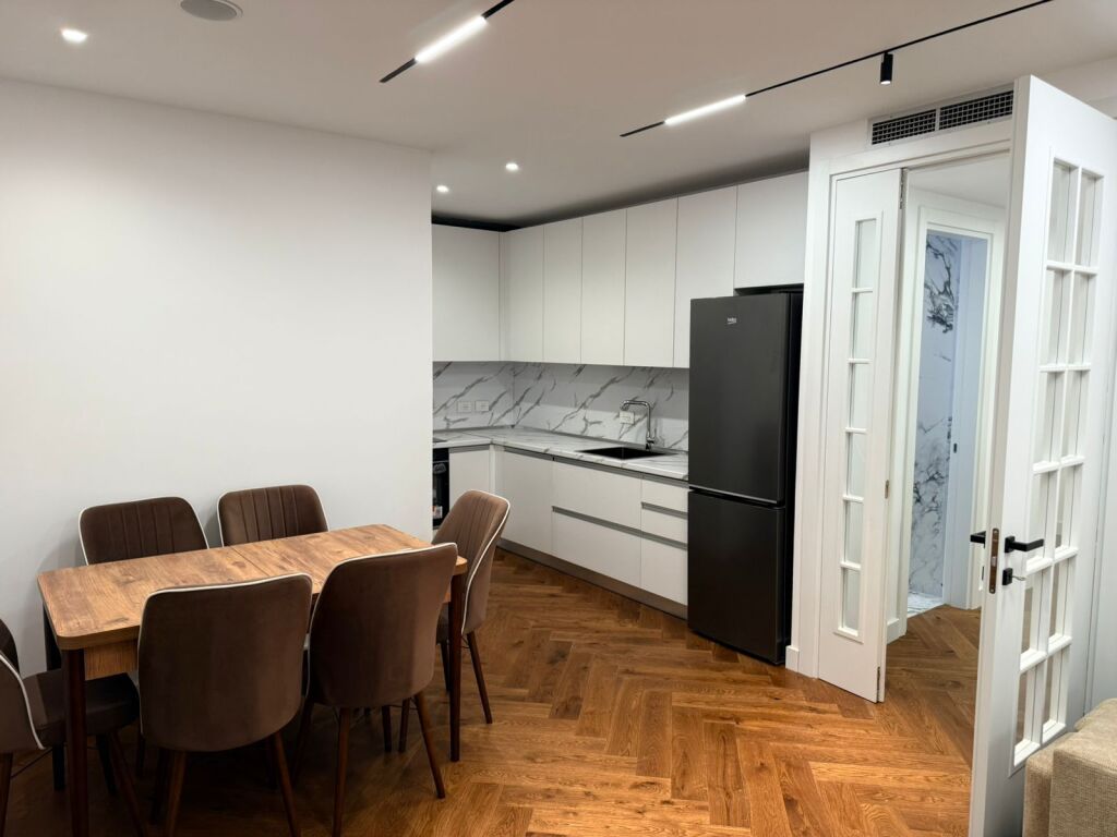 Rent – Apartment 2+1+2, Donika Center (Mine Peza St.)