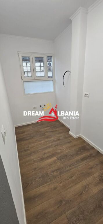Apartment 1+1 for sale at Bajram Curri Boulevard, near 1 Maji School in Tirana (ID 4119463)