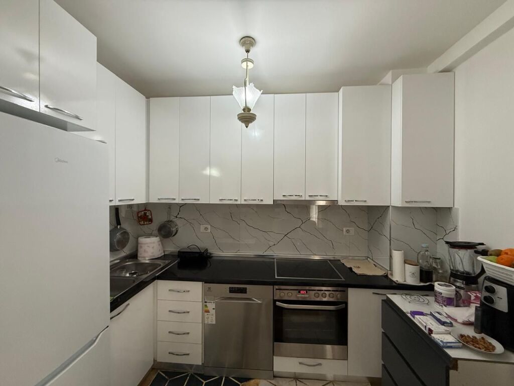 For rent 2+1 with parking space 650 💶