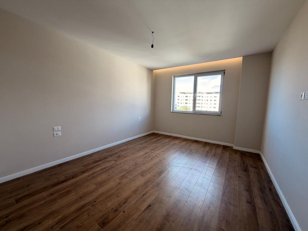 Shitet apartament 1+1 – Golem 📍 Vetëm pak hapa larg detit