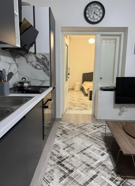 Apartament me qera 1+1 📍Rruga Dibres, Shkolla Bashkuar