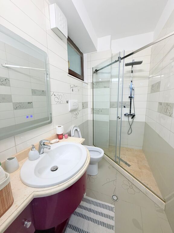 JEPET ME QERA APARTAMENT 1+1 POSTA  DURRES