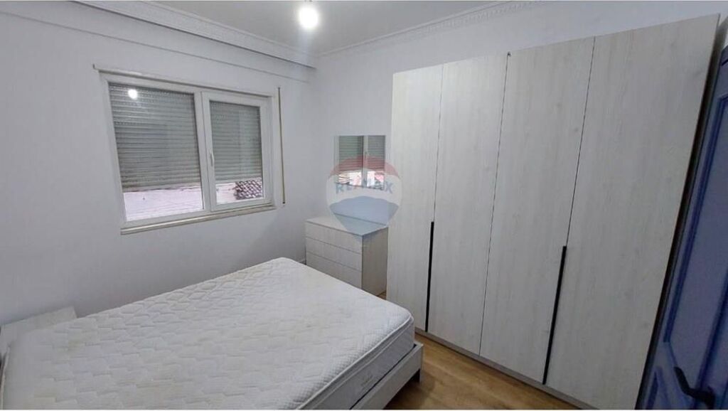 SHITET APARTAMENT 2+1 TEK MATERNITETI I RI, BRRYLI