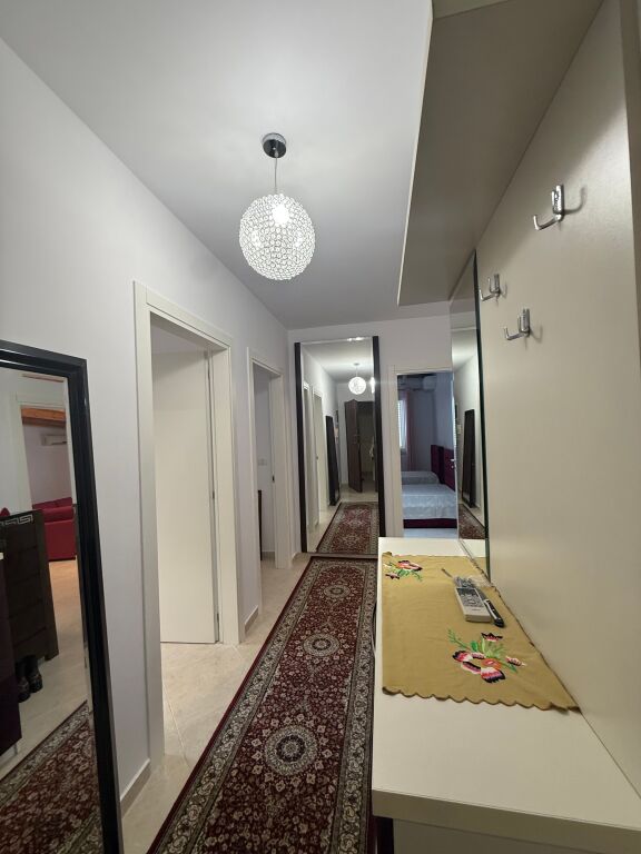 🏠FOR RENT Apartment 3+1+2+block 📍Selvia, near the Center 🏢7th floor, with elevator  🛋️Entrance is furnished 📐Area 120m2 Net 💶 Price: 1500€