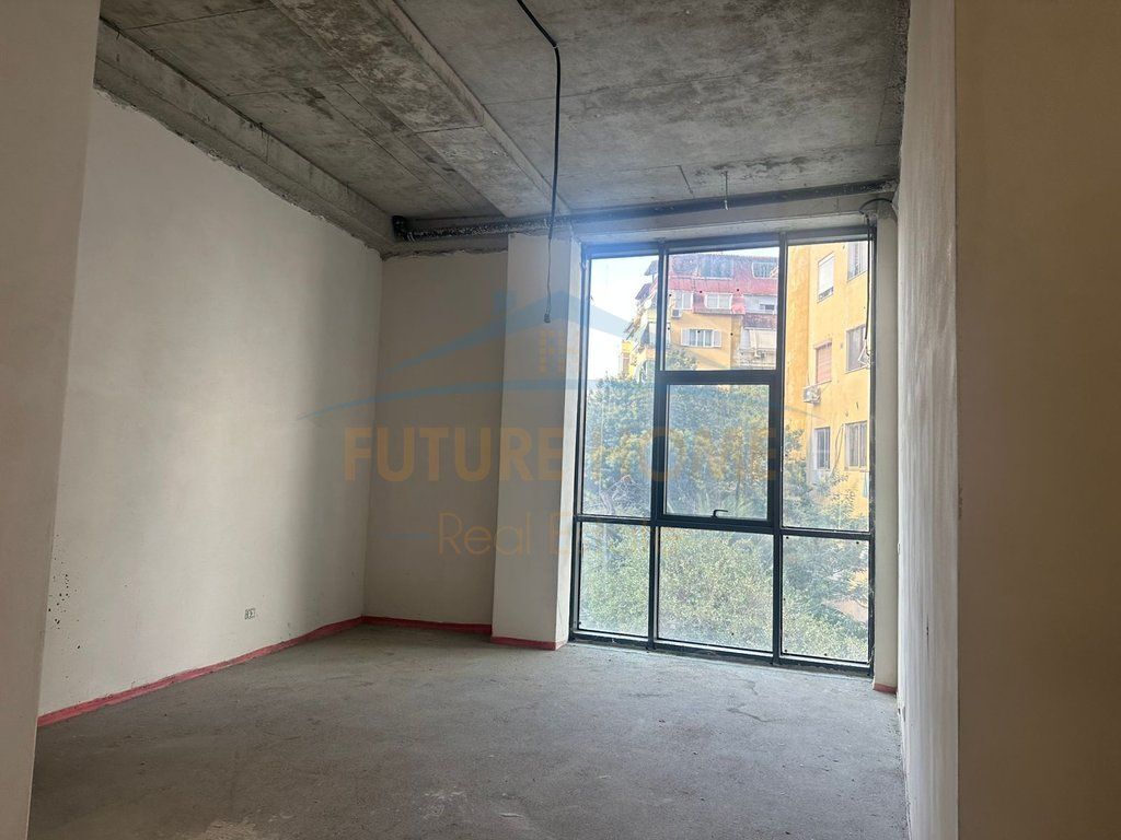 Rent, Commercial Space, Lake View Residence !!!