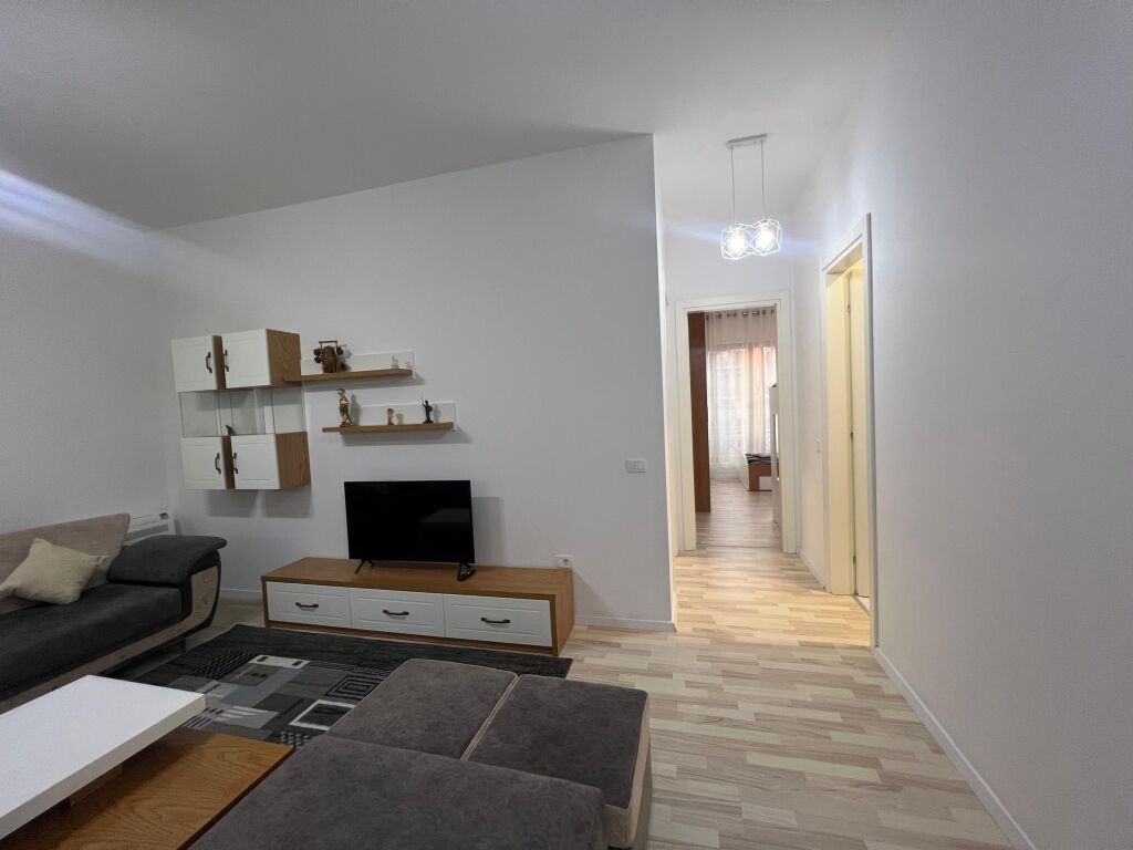 📣 QERA Apartament 2+1 📍 Kompleksi Delijorgji 🛣️ Rruga e "Kavajes" ✨ 💶 Çmimi 1.200 Euro