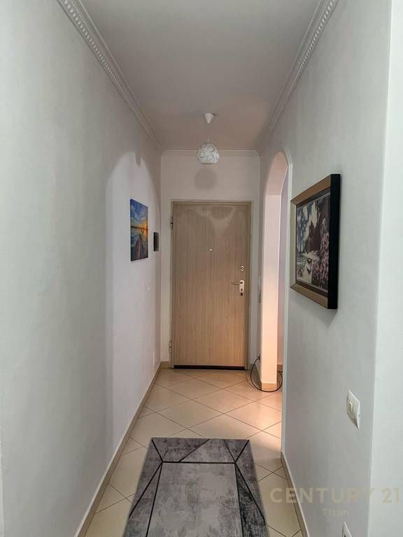 APPARTAMENTO 2+1+2 IN AFFITTO A KODRA E DIELLIT