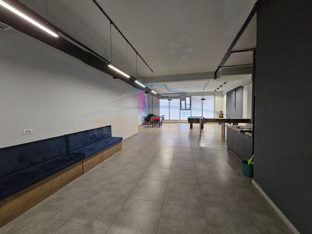For rent, Business Premises, New Ring.