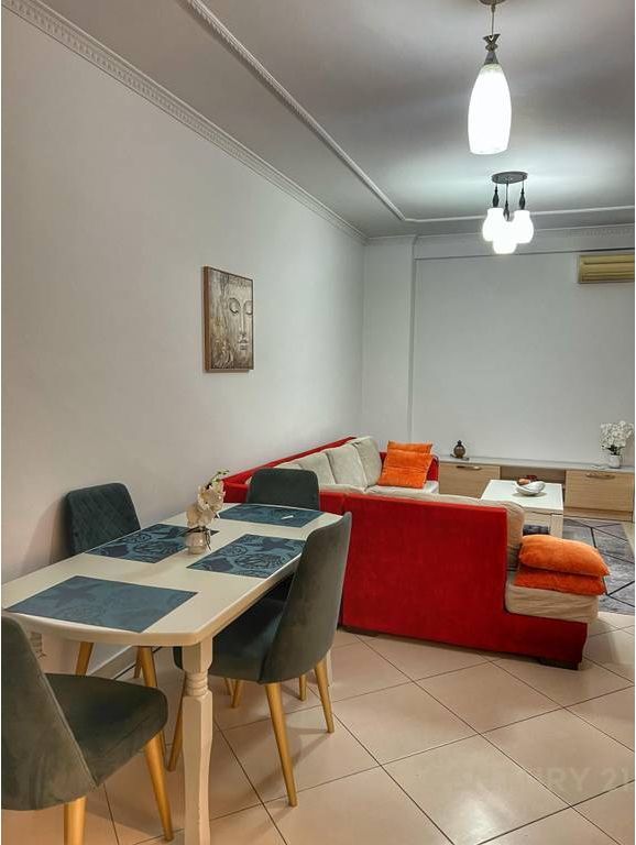 APPARTAMENTO 2+1+2 IN AFFITTO A KODRA E DIELLIT