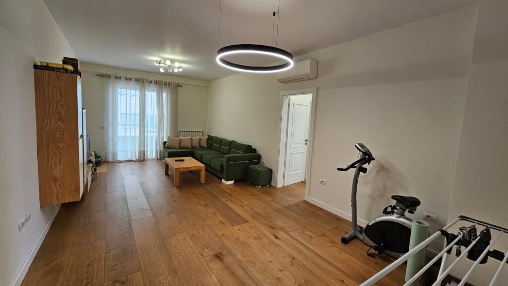 Apartment 2+1+2+Verandas for Sale, Kinostudio, opposite the Ministry of Culture!
