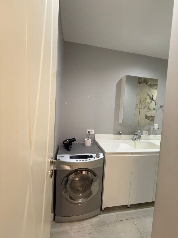🏠Apartment 2+1+2 for Sale 📍Barrikadave Street 🏢2nd Floor, with elevator 📐Area 112m2  💶 Price: 250,000€•With Mortgage