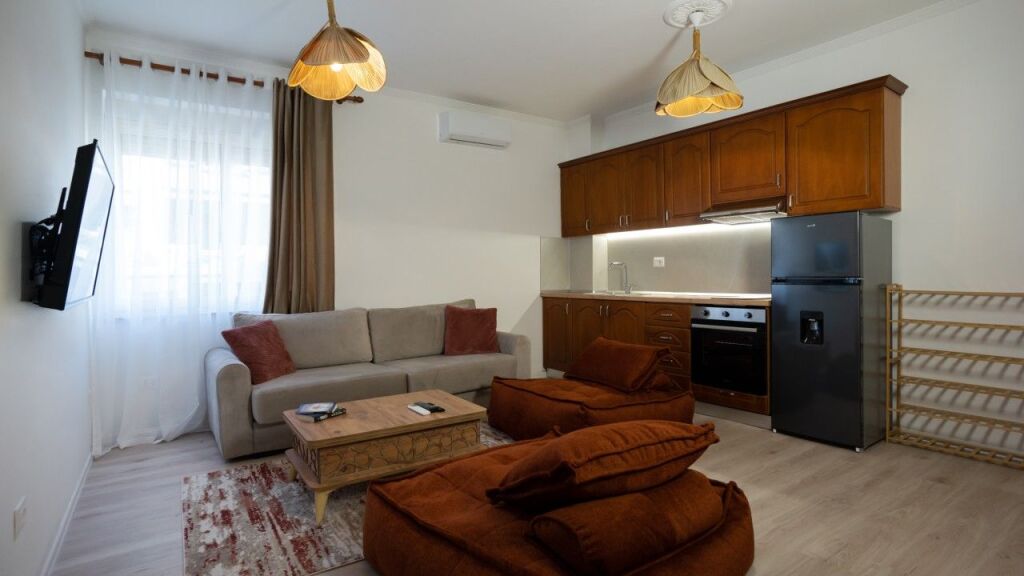 SUPER APARTMENT 1+1 FOR RENT AT PALACE DURRES