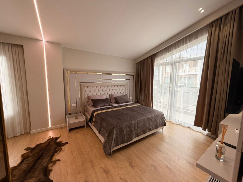 VILLA CON PISCINA IN AFFITTO PRESSO LA RESIDENZA ELYSIUM A MJULL BATHORE !!