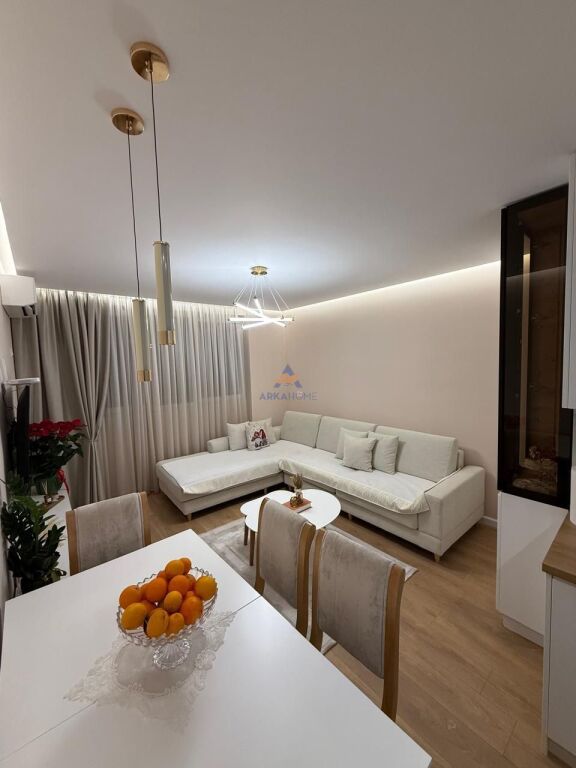 APPARTAMENTO 1+1 COMPLESSO TOM DOSHI, SHKOZË" 115000 EURO