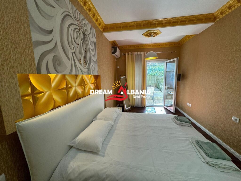 Super Apartament 2+1 ne shitje Liqeni i Thate, prane Hotel Radisson (ID 41212161)