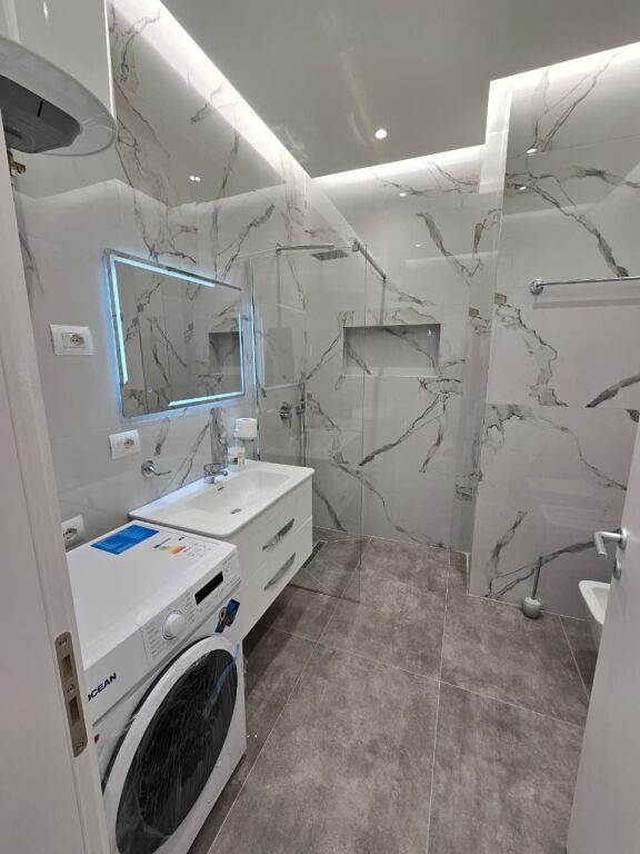 📌  Jepet me qira apartament 1+1 – Zogu i Zi