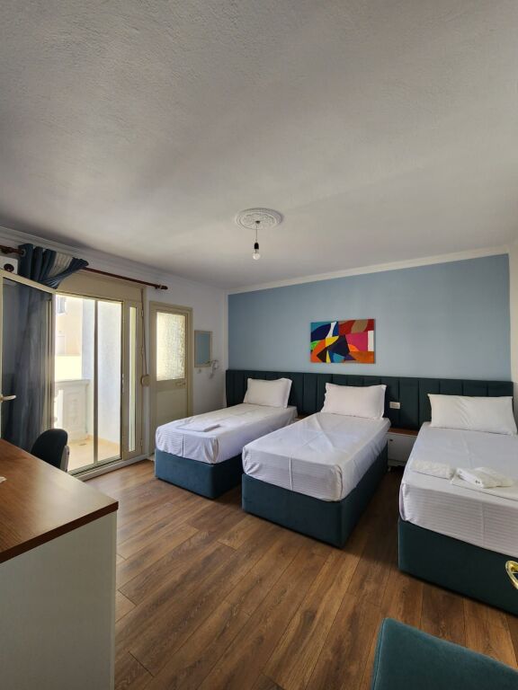 Hotel në shitje