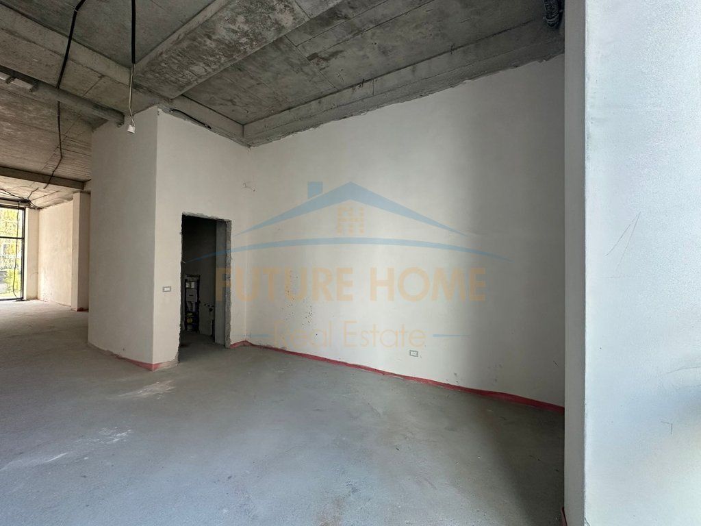 Rent, Commercial Space, Lake View Residence !!!