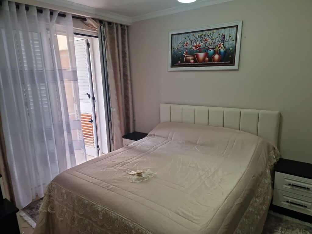 Apartament 2+1 me qira tek Zogu i Zi!