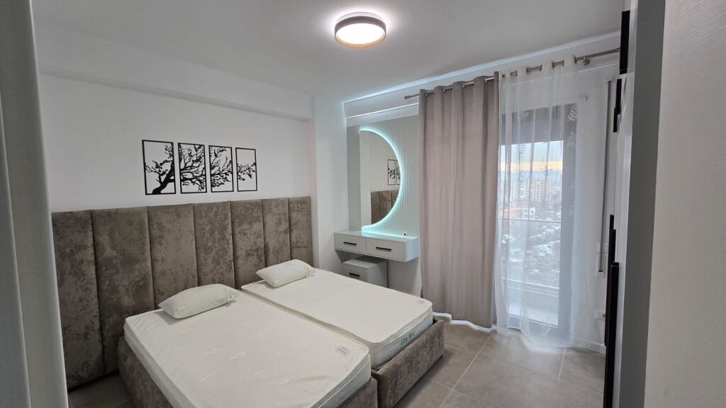 Porcelan, jepet me qira apartament 1+1!
