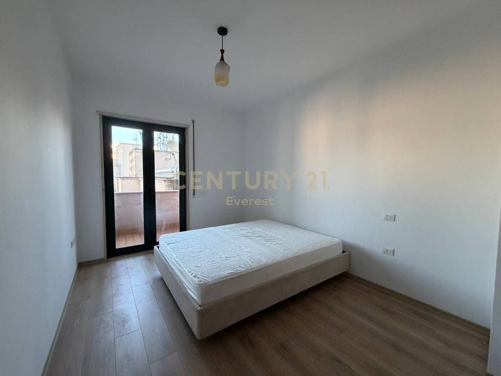 AFFITTASI APPARTAMENTO 3+1 IN CENTRO
