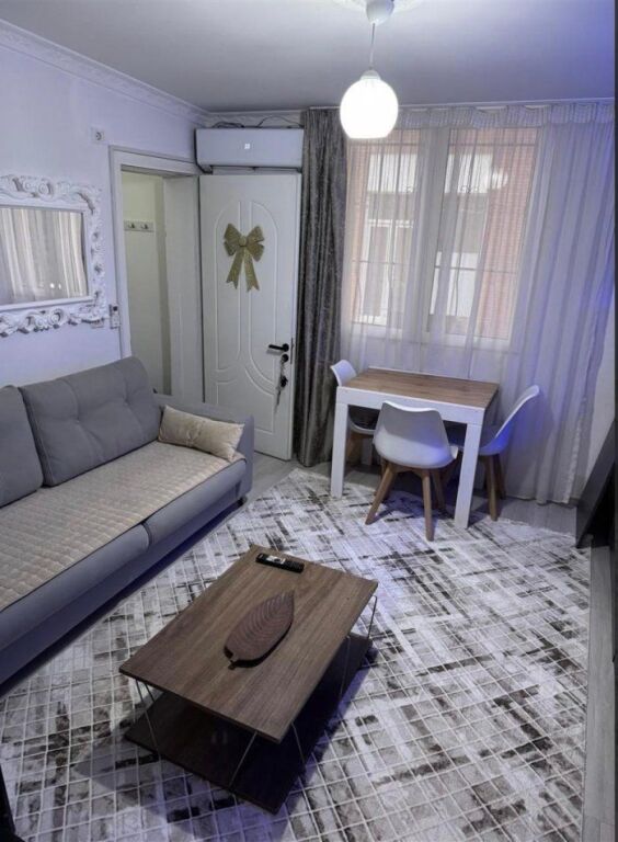 Apartament me qera 1+1 📍Rruga Dibres, Shkolla Bashkuar