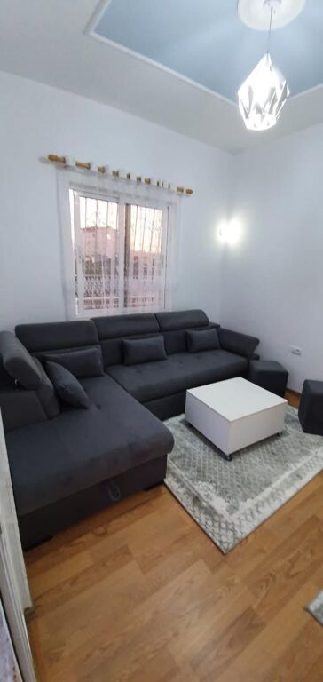 Casa privata su due piani in affitto, situata a circa 500 metri in linea d'aria dal Lungomare.