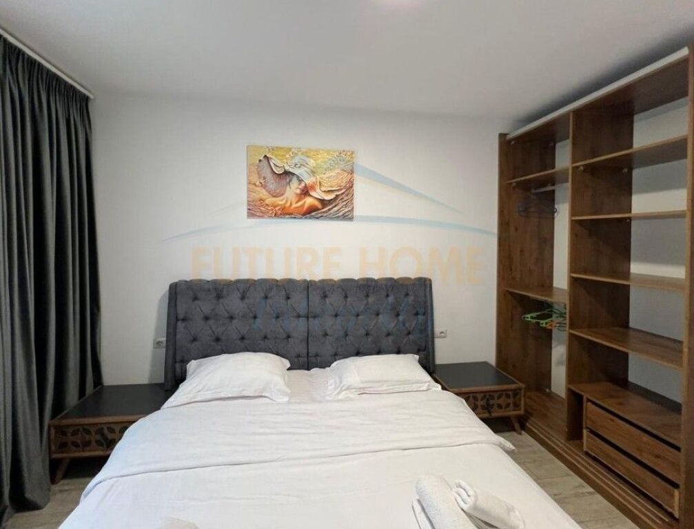 Qera, Apartament 1+1, Rruga 5 Maji, Tiranë..