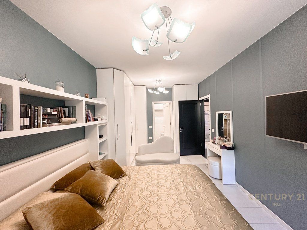 SHITET APARTAMENT 2+1 NE BLLOK