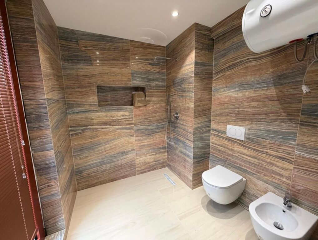 Apartament 1+1 te Rruga e Kavajes,shitje, pallat super i ri