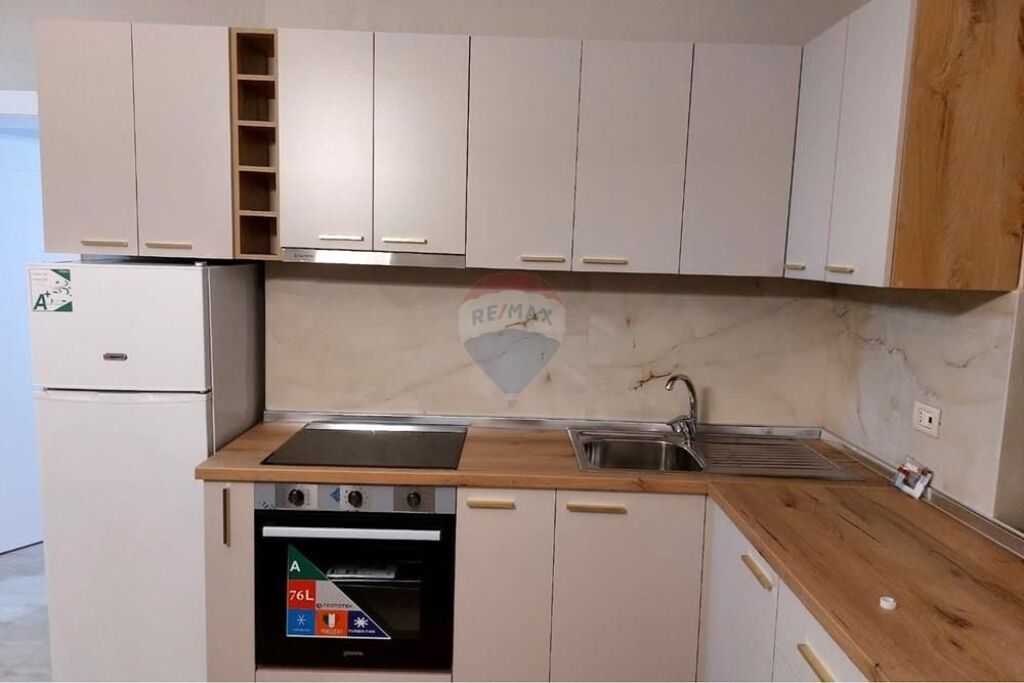 Appartamento in affitto 2+1 a 21 Dhjetori