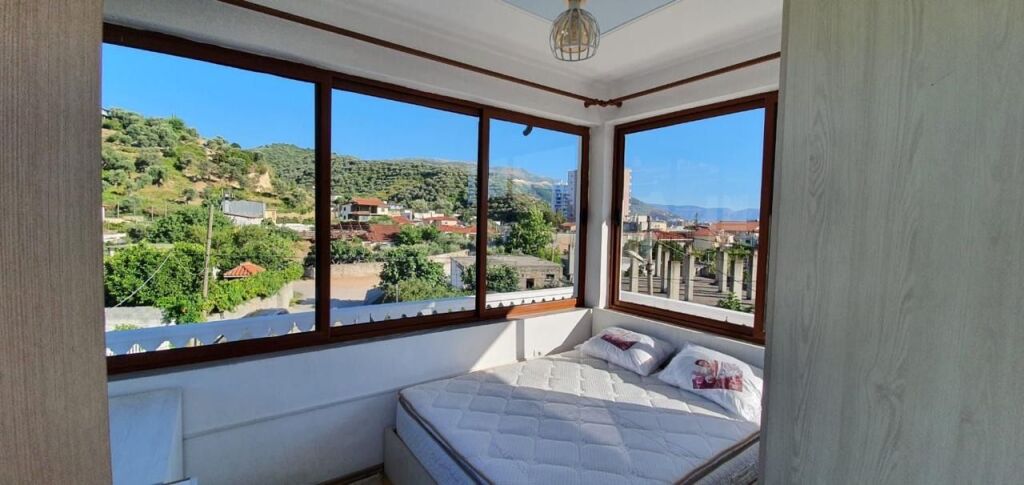 Casa privata su due piani in affitto, situata a circa 500 metri in linea d'aria dal Lungomare.