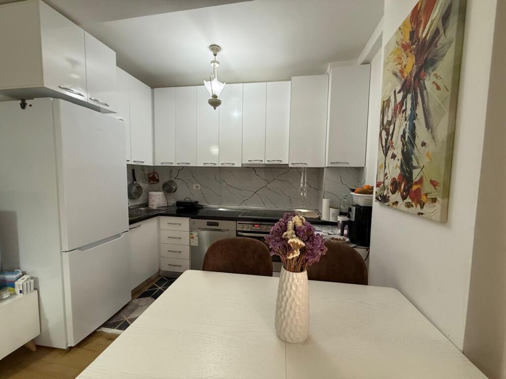 For rent 2+1 with parking space 650 💶