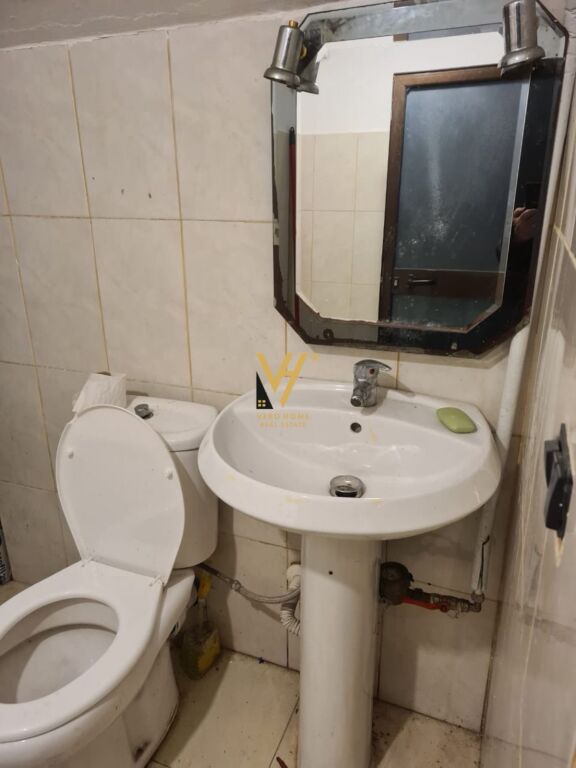 SHOP 50 M2 FOR RENT IN BLLOK, LSI 40,000 LEKE
