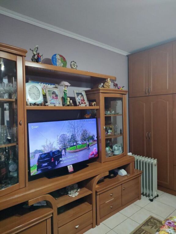SHITET APARTAMENT 2+1 (KONVERTUAR NË 3+1) "RRUGA IRFAN TOMINI" 140000 EURO