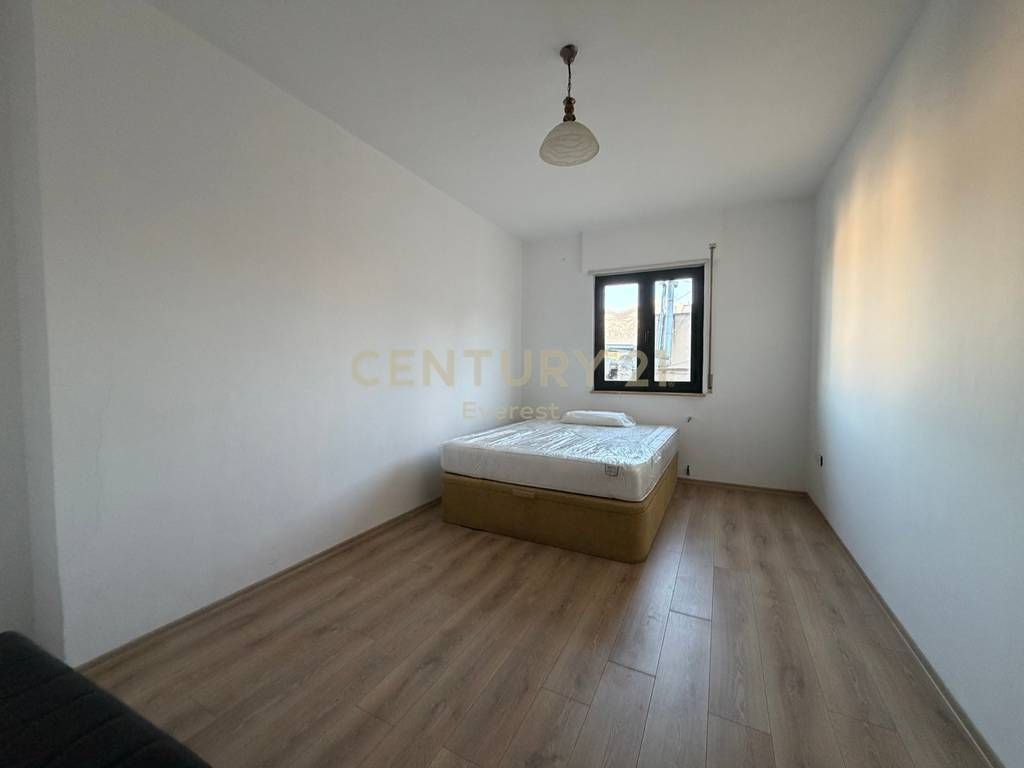 AFFITTASI APPARTAMENTO 3+1 IN CENTRO