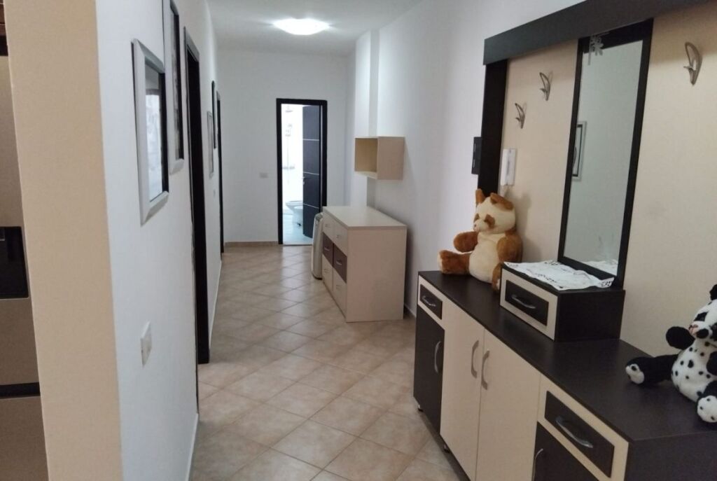 Ne Lungo Mare, Vlore Shitet Apartament 2+1 Me Çmim Okazion, Vetëm 2000 Euro/m2