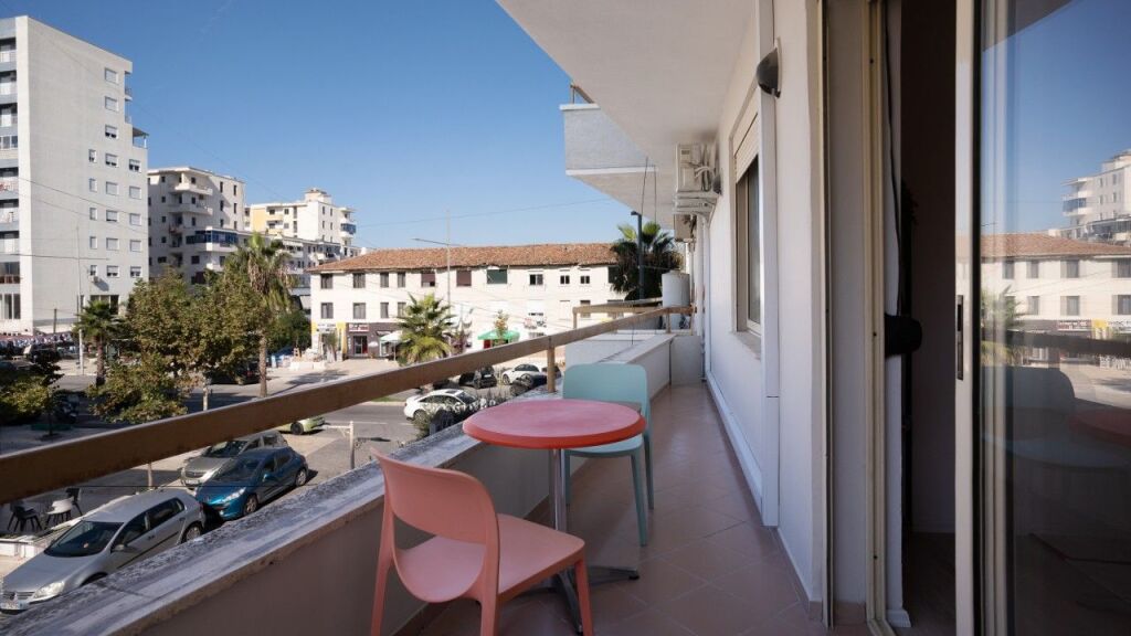 SUPER APARTMENT 1+1 FOR RENT AT PALACE DURRES