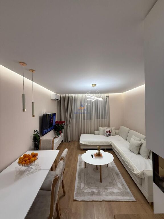 APPARTAMENTO 1+1 COMPLESSO TOM DOSHI, SHKOZË" 115000 EURO