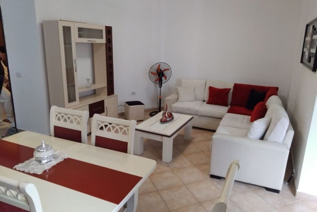 Ne Lungo Mare, Vlore Shitet Apartament 2+1 Me Çmim Okazion, Vetëm 2000 Euro/m2
