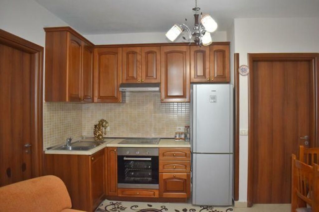Apartment 2+1 for rent at Mine Peza Street.