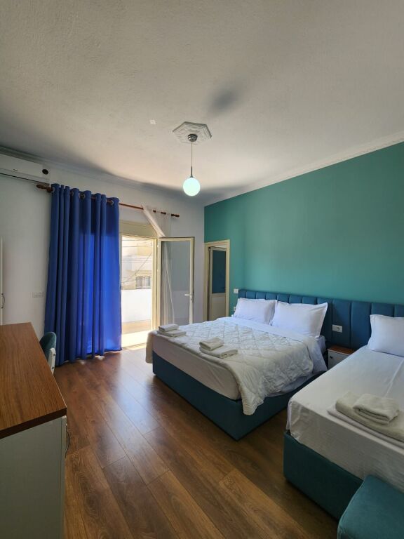 Hotel në shitje