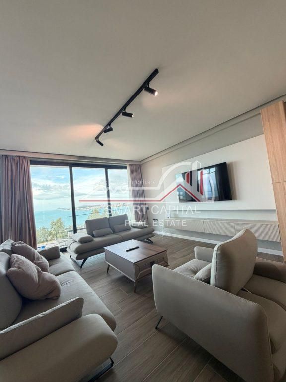 LUXURY APARTMENT FOR SALE – LUNGOMARE, VLORË!!