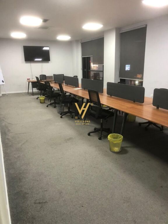 OFFICE 455 M2 FOR RENT ON HOXHA TAHSIM STREET 5,000 EURO